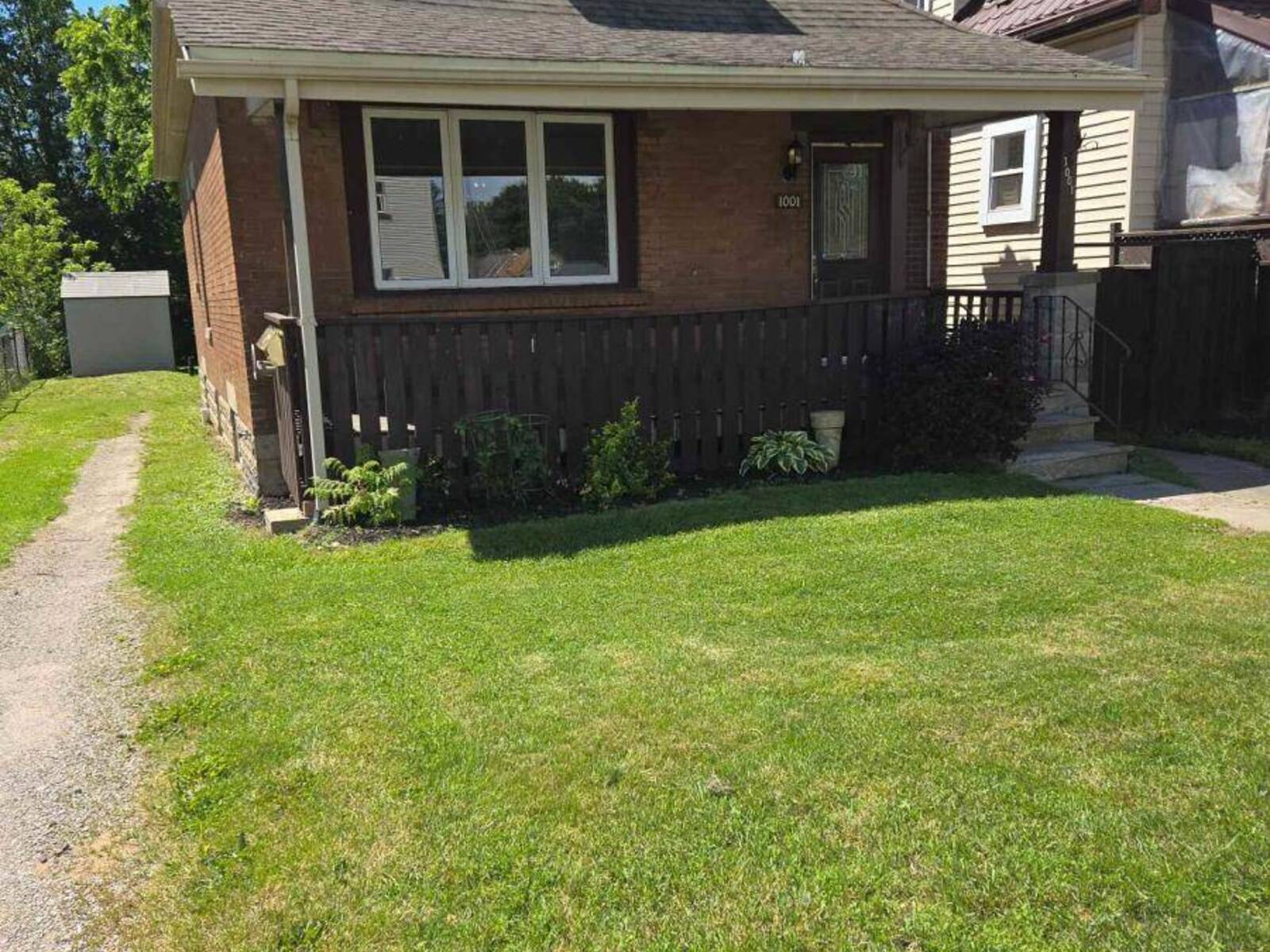1001 OXFORD STREET E, London, Ontario N5Y 3K6