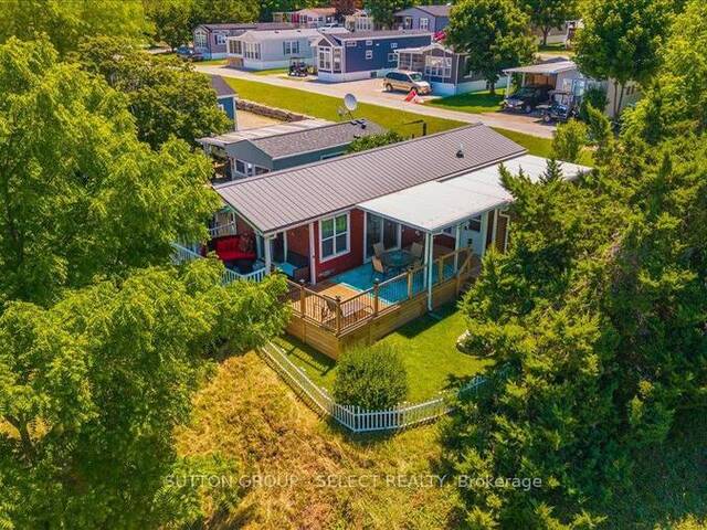 400 - 8685 ROCK GLEN ROAD Lambton Shores Ontario, N0M 1B0 - 2 Bedrooms Home For Sale