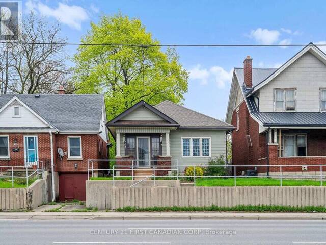 594 HIGHBURY AVENUE N London Ontario, N5W 4K9 - 3 Bedrooms Home For Sale