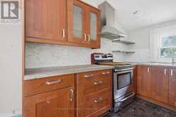 15 CARLTON AVENUE | London Ontario | Slide Image Twelve
