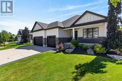 36 ERIN PLACE | Grand Bend Ontario | Slide Image Two