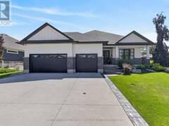 36 ERIN PLACE Grand Bend Ontario, N0M 1T0