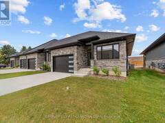 12 - 32 POSTMA CRESCENT North Middlesex Ontario, N0M 1A0