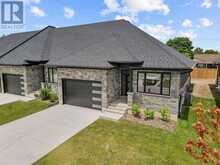 12 - 32 POSTMA CRESCENT | North Middlesex Ontario | Slide Image Three