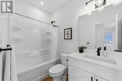 12 - 32 POSTMA CRESCENT | North Middlesex Ontario | Slide Image Eight