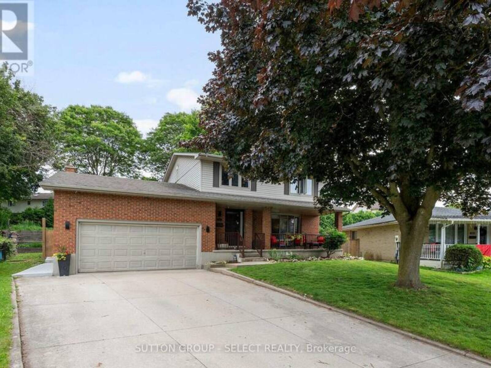 286 HIGHVIEW CRESCENT, London, Ontario N6J 4E3