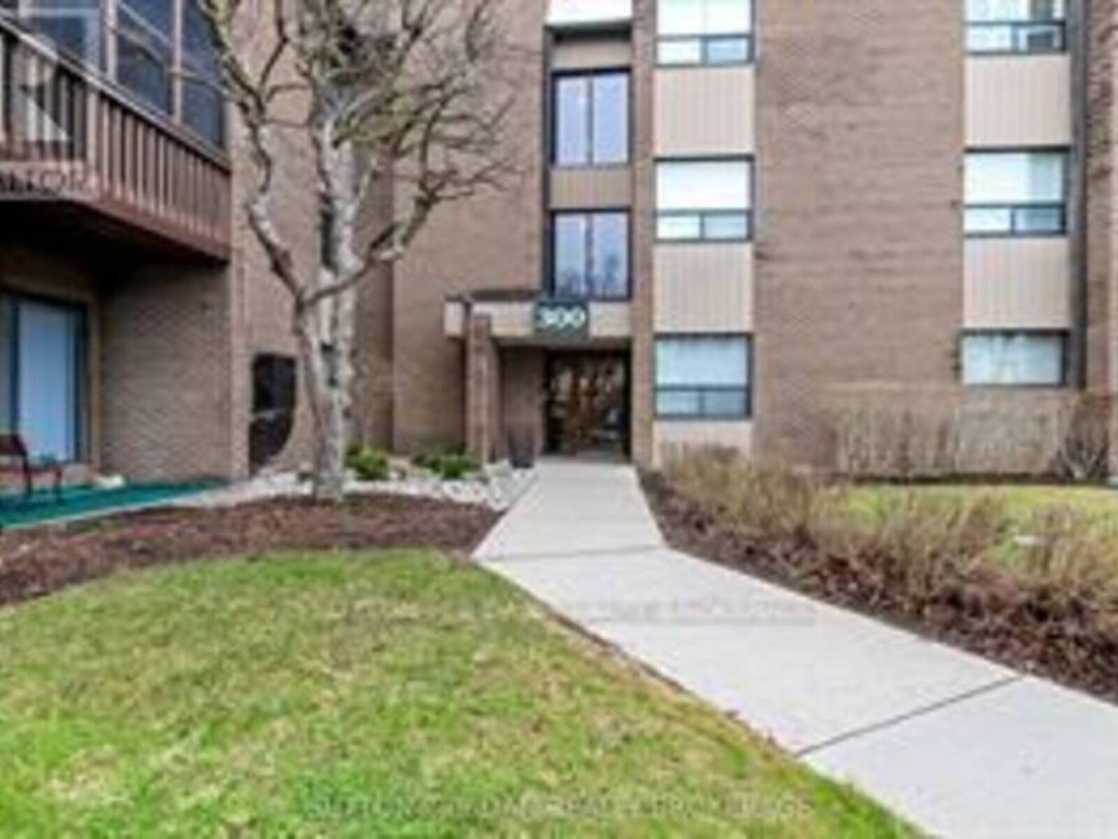 214 - 300 EVERGLADE CRESCENT, London, Ontario N6H 4P8