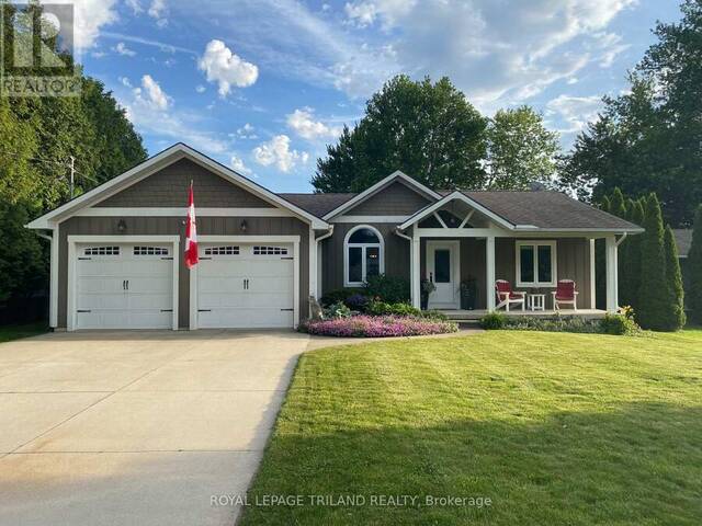 8447 KEITH STREET Lambton Shores Ontario, N0N 1J0 - 4 Bedrooms Home For Sale