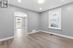 431 BURDICK PLACE | London Ontario | Slide Image Sixteen