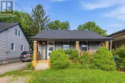 431 BURDICK PLACE | London Ontario | Slide Image Four