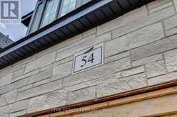 54 ROYAL CRESCENT | Talbotville Ontario | Slide Image Three