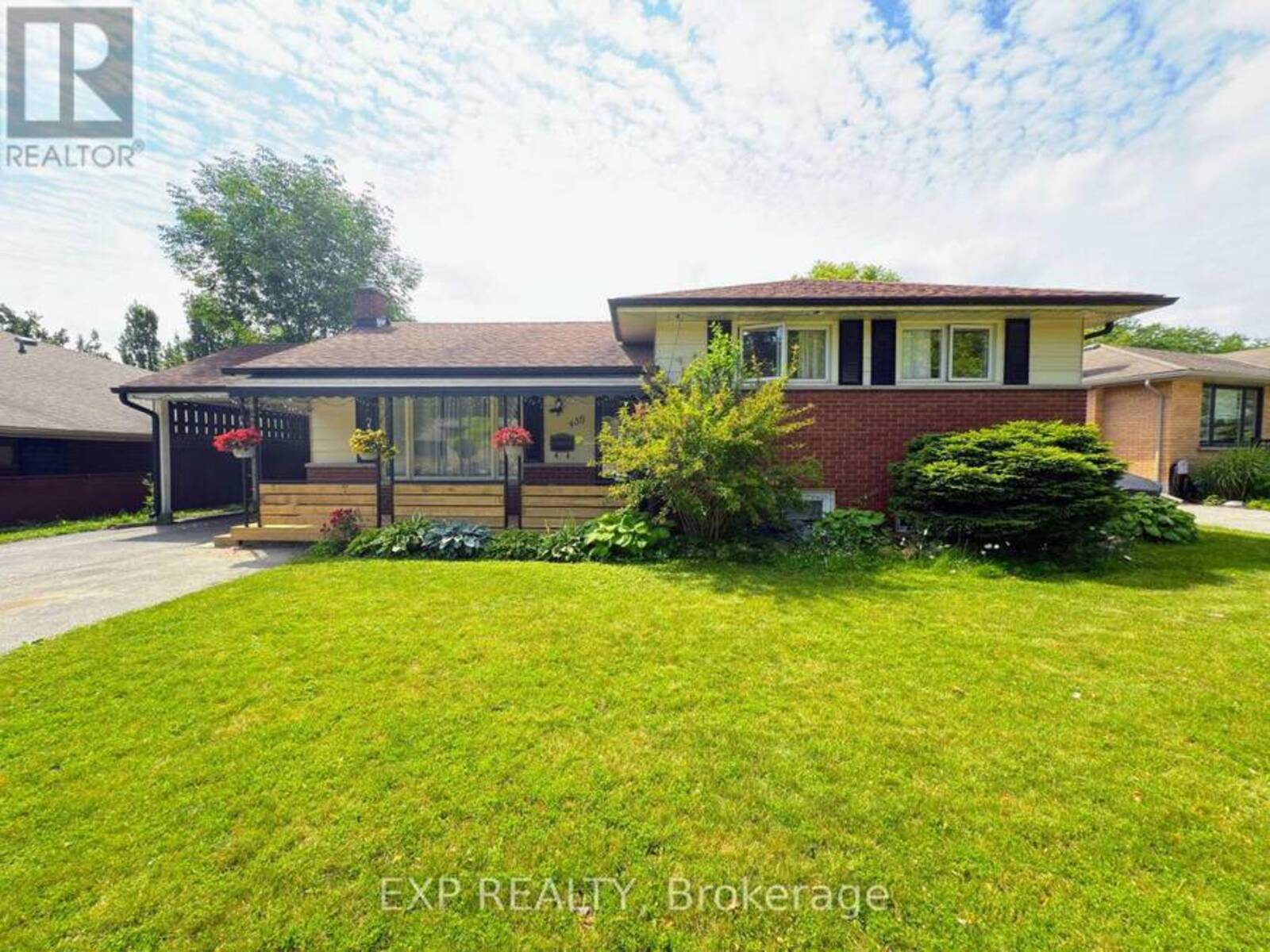 438 MAGNOLIA CRESCENT, London, Ontario N5Y 4S9