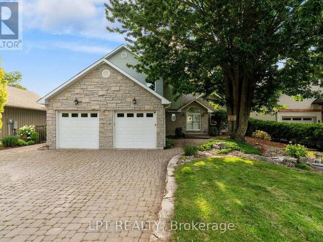 73411 SANDY BEACH ROAD Bluewater Ontario, N0M 2T0 - 4 Bedrooms Waterfront Home For sale