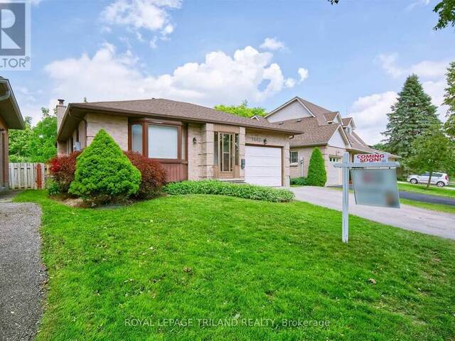 1662 ATTAWANDARON ROAD London Ontario, N6G 3M6 - 3 Bedrooms Home For Sale