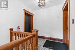 3 - 130 WINDSOR CRESCENT | London Ontario | Slide Image Four