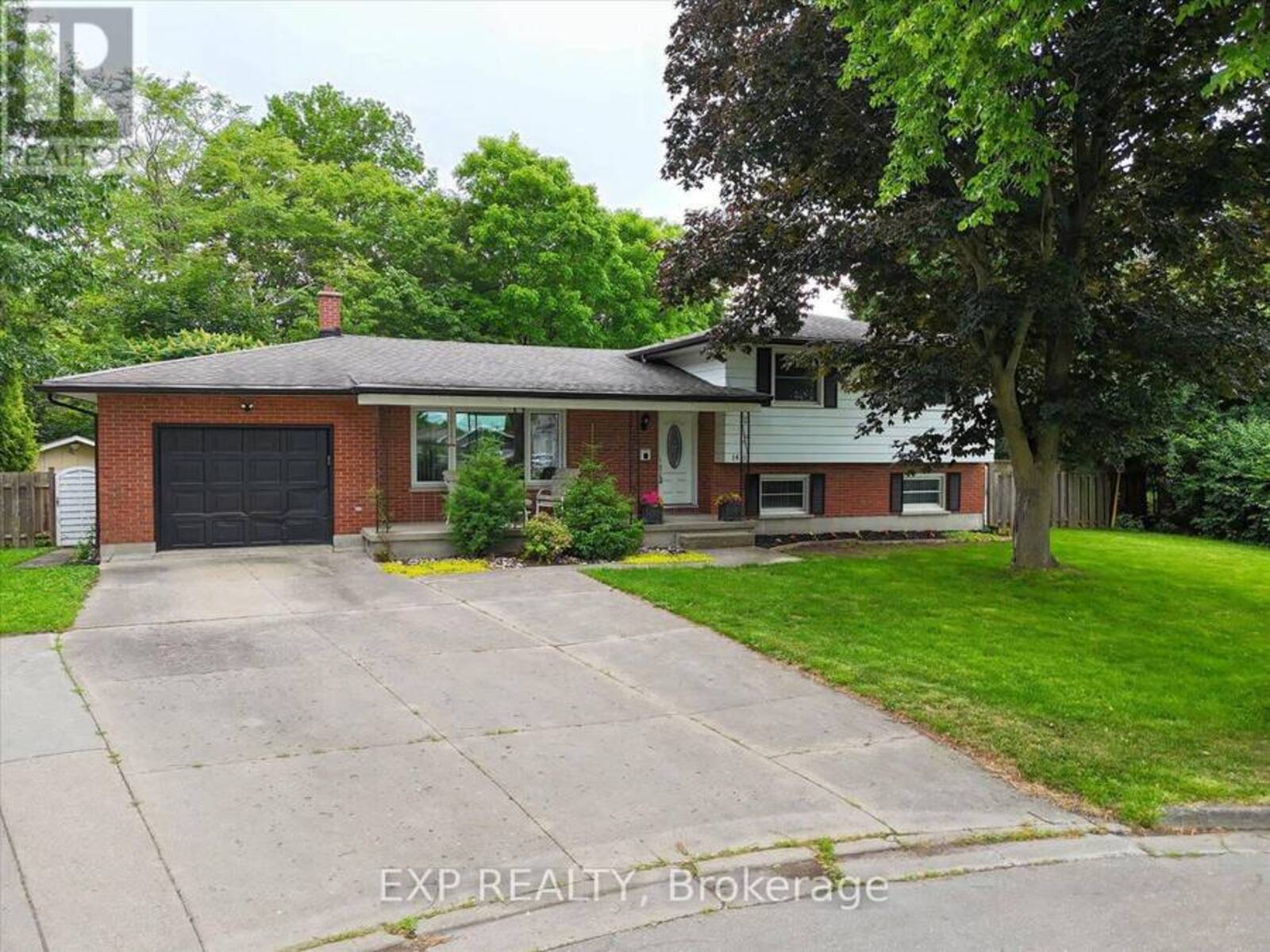 14 THE BIRCHES STREET, London, Ontario N5Z 4G2
