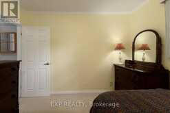 14 THE BIRCHES STREET | London Ontario | Slide Image Thirty