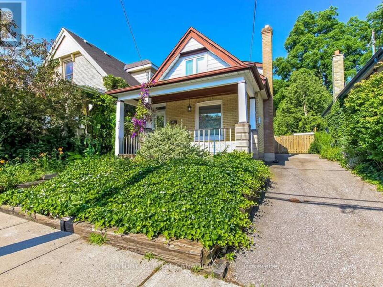103 EDWARD STREET, London, Ontario N6C 3H6