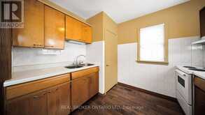 74 STERLING STREET | London Ontario | Slide Image Eleven