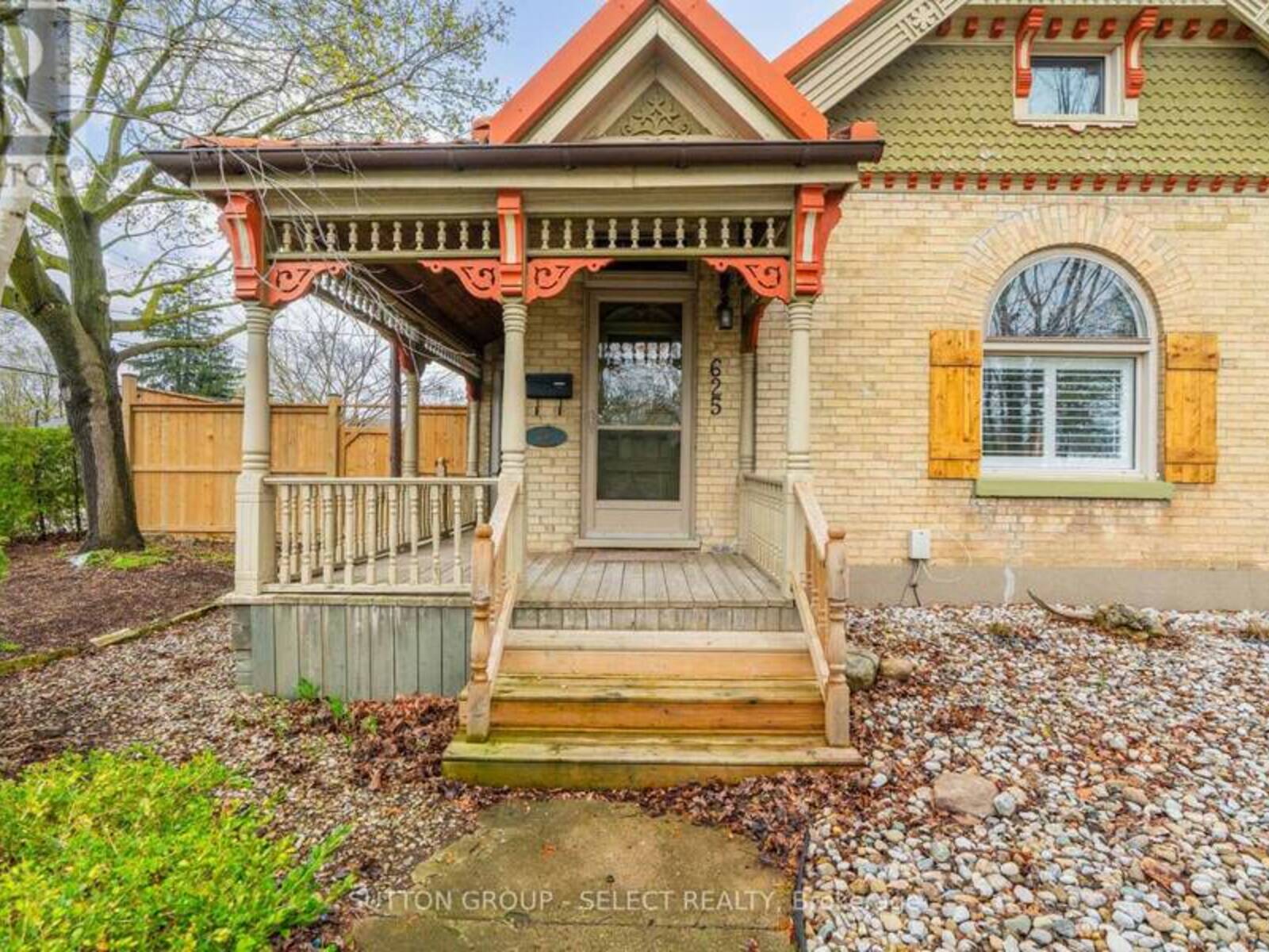 625 HALE STREET, London, Ontario N5W 1H9