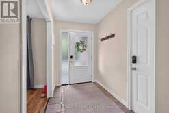 56 PARKVIEW CRESCENT | Strathroy-Caradoc Ontario | Slide Image Three