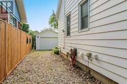 26 GRAND AVENUE | Wallaceburg Ontario | Slide Image Four