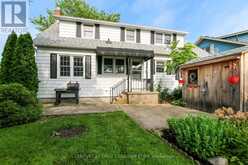 26 GRAND AVENUE | Wallaceburg Ontario | Slide Image Six