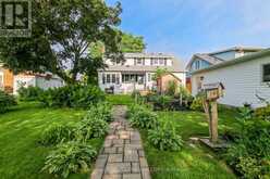 26 GRAND AVENUE | Wallaceburg Ontario | Slide Image Eight