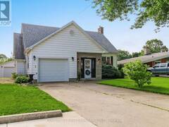 26 GRAND AVENUE Wallaceburg Ontario, N8A 4J9