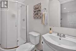 66 PEACH TREE BOULEVARD | St. Thomas Ontario | Slide Image Thirty