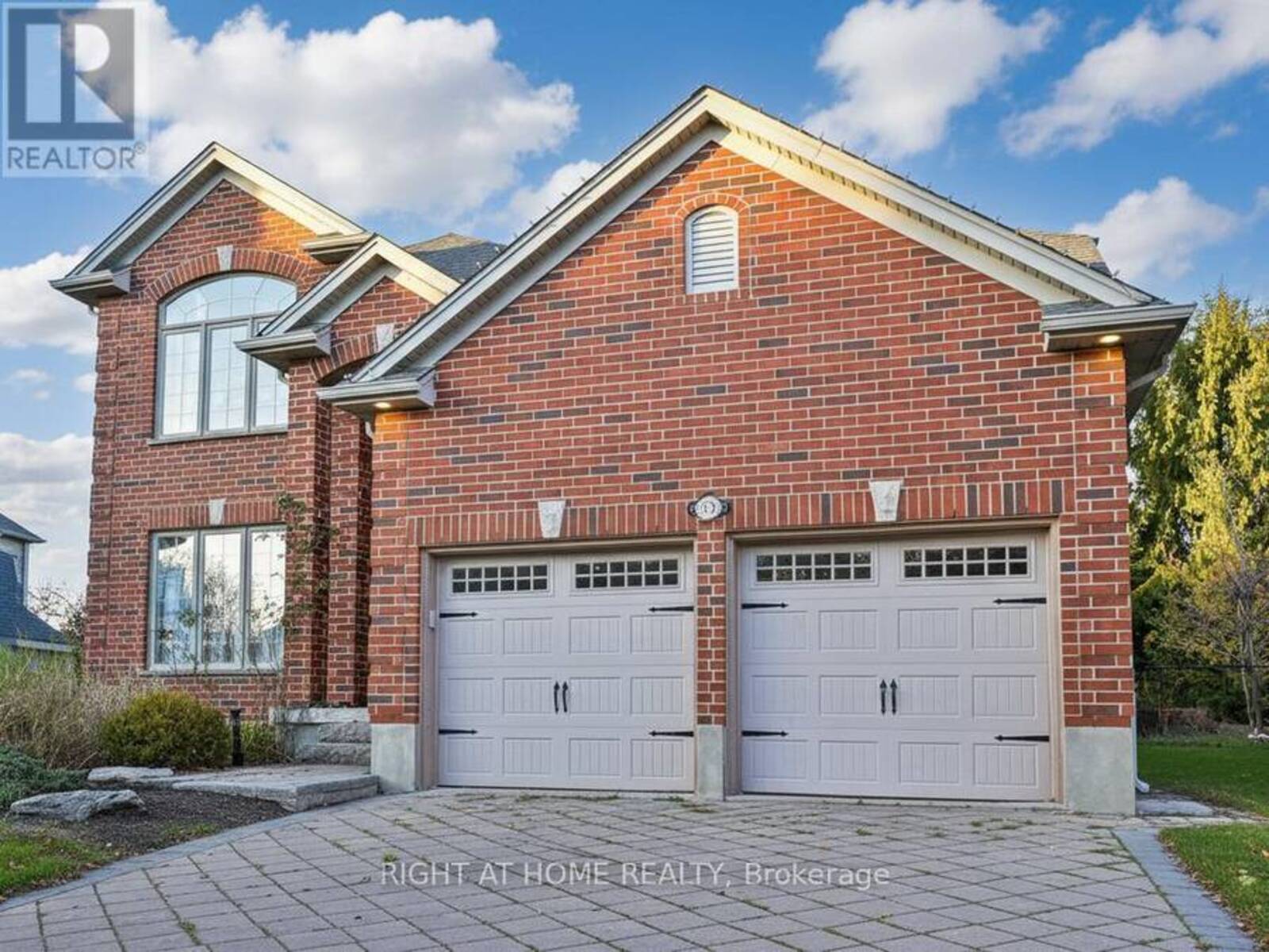 1366 KAINS WOODS TERRACE, London, Ontario N6K 4Z7