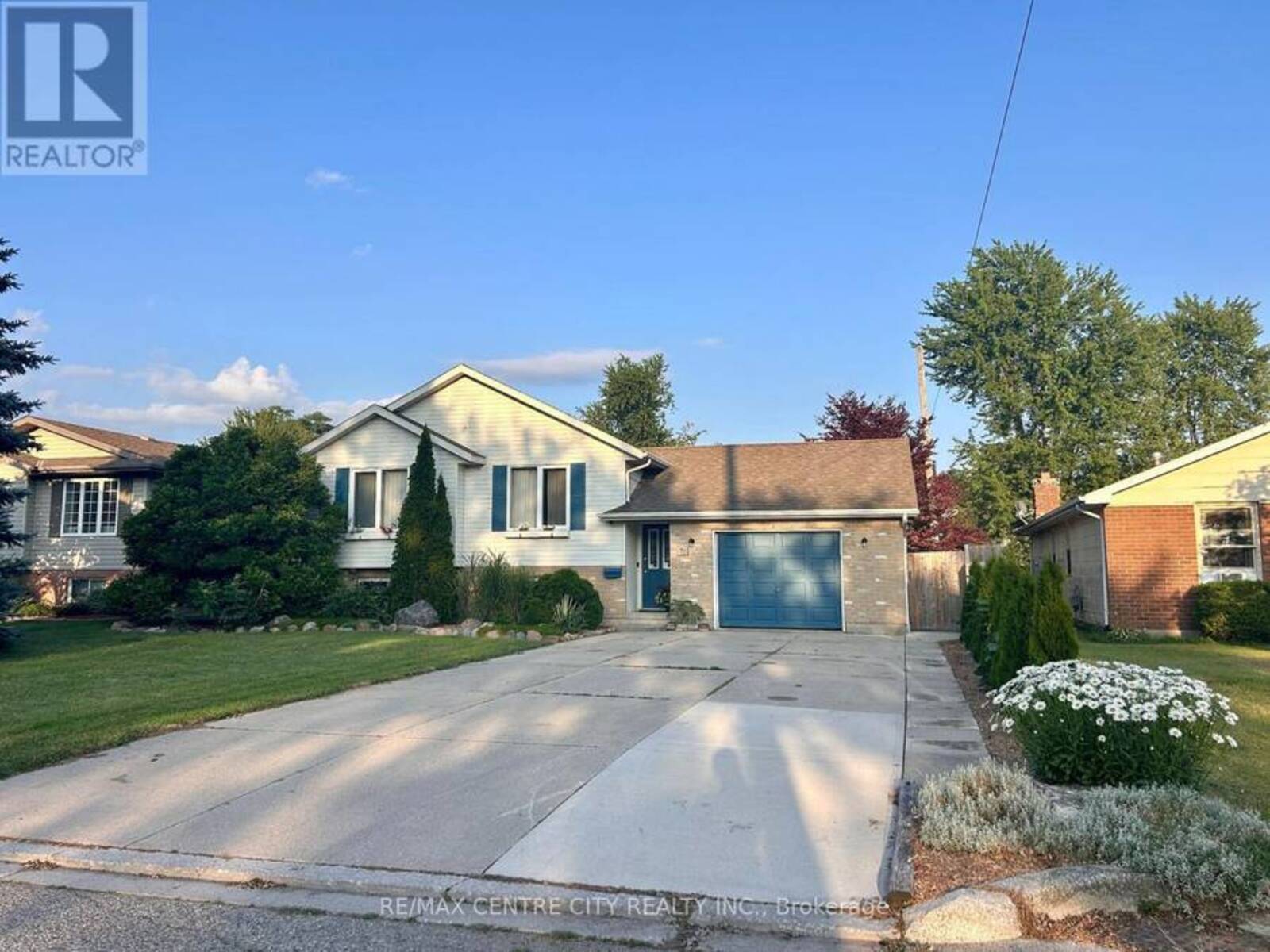 78 CHITTIM ROAD, Chatham-Kent, Ontario N0P 1A0