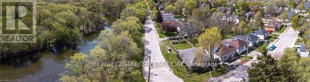 55 ADA STREET | London Ontario | Slide Image Eighteen