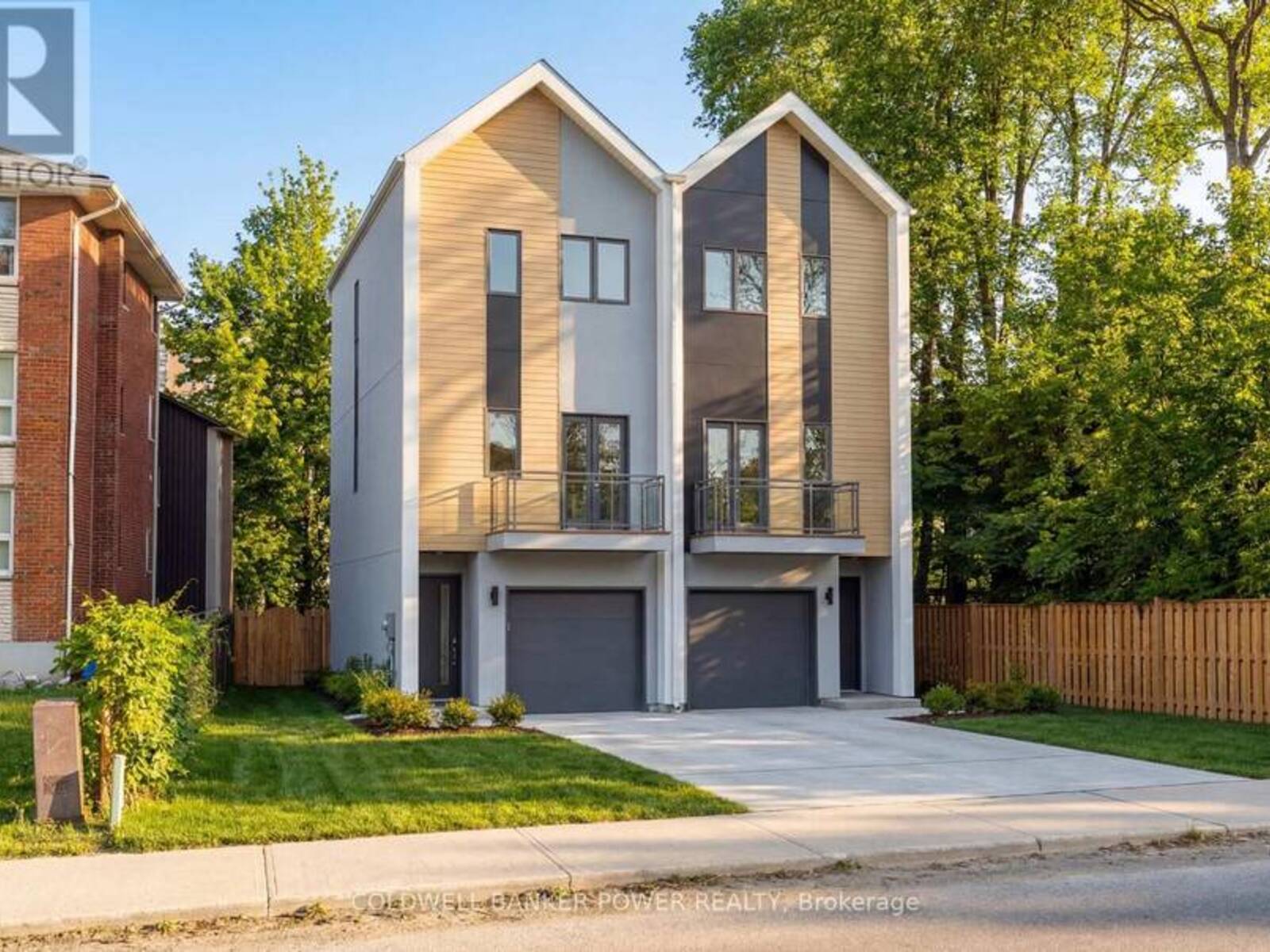 656 HURON STREET, London, Ontario N5Y 4J8