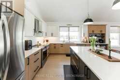 74356 DRIFTWOOD DRIVE | Bayfield Ontario | Slide Image Thirteen