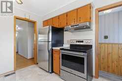 136 MENDIP CRESCENT | London Ontario | Slide Image Thirteen