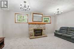 136 MENDIP CRESCENT | London Ontario | Slide Image Twenty-one