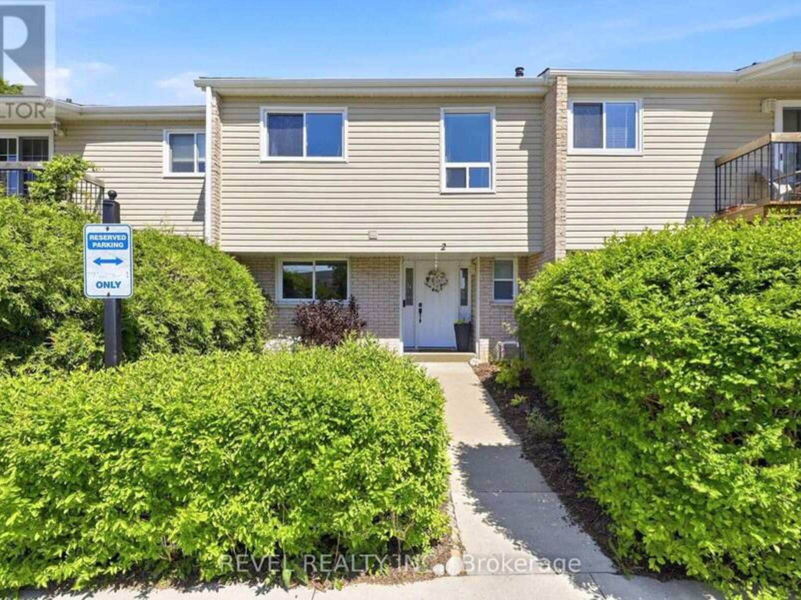 2 - 669 OSGOODE DRIVE, London, Ontario N6E 2C7