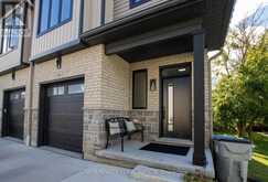 30 - 601 LIONS PARK DRIVE | Mount Brydges Ontario | Slide Image Thirty-two