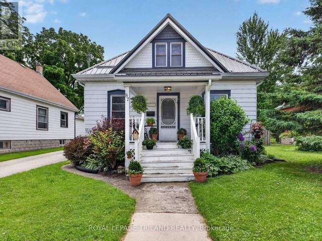 87 CHESTNUT STREET St. Thomas Ontario, N5R 2B1 - 3 Bedrooms Home For Sale