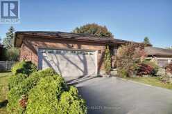 42 APPLEGREEN GROVE | London Ontario | Slide Image Two