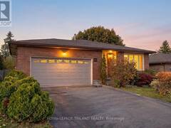 42 APPLEGREEN GROVE London Ontario, N6J 4K4