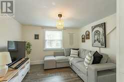 53 CLIFTONVALE AVENUE | London Ontario | Slide Image Fifteen