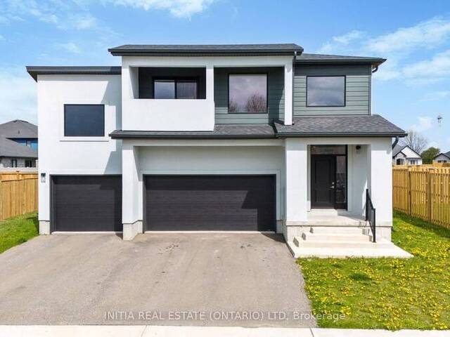 608 SWEETBAY CRESCENT Sarnia Ontario, N7S 0A8 - 6 Bedrooms Home For Sale