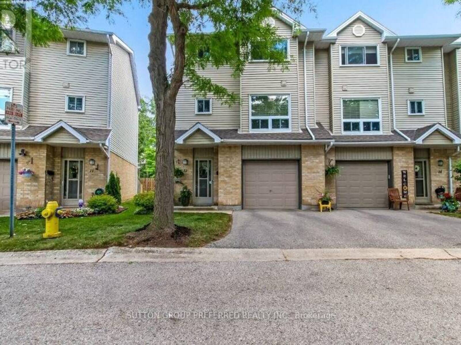 12 - 1990 WAVELL STREET, London, Ontario N5V 4N5