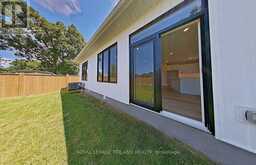 189 CATHERINE STREET | Parkhill Ontario | Slide Image Thirty-six
