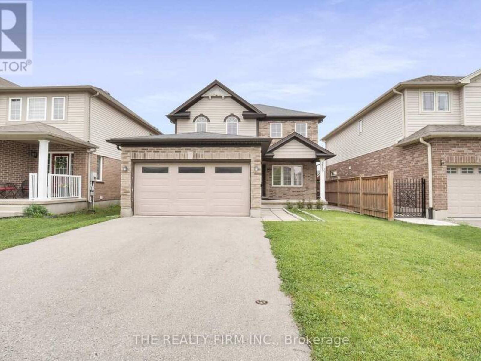 2590 TOKALA TRAIL, London, Ontario N6G 5B4