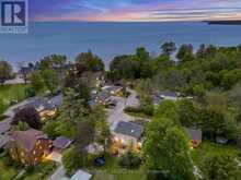10 CRESCENT PARK | Port Dover Ontario | Slide Image Four