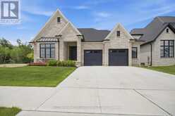 876 EAGLETRACE DRIVE | London Ontario | Slide Image One