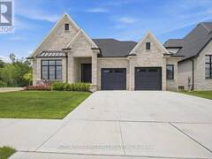 876 EAGLETRACE DRIVE London Ontario, N6G 3X9